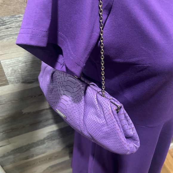 Elegant Purple Women's Dress - Picture 6 of 7